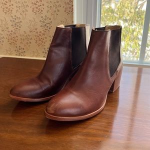 Nisolo Heeled Chelsea Boot